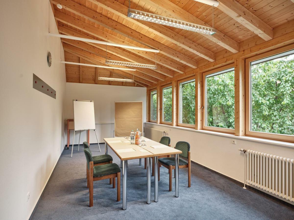 Badhotel Restaurant Stauferland Bad Boll Kültér fotó